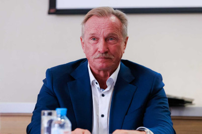 Алексей  Белоусов