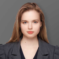 Алина Радова