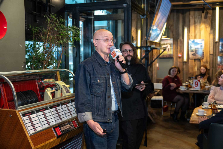 Дмитрий Иванов Дмитрий Иванов