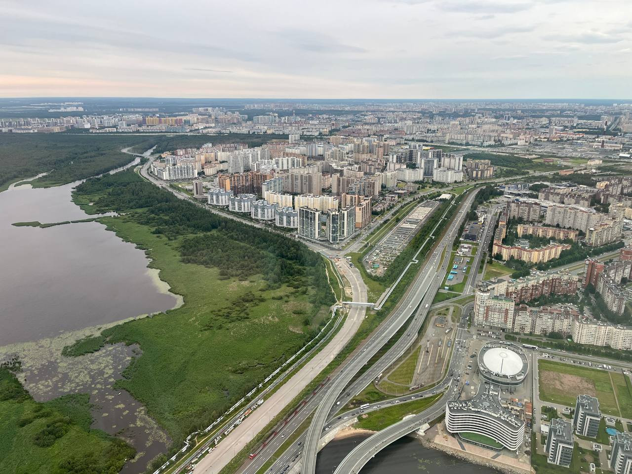 Интересы инвесторов за 2025 год сместились с жилья на коммерческую недвижимость