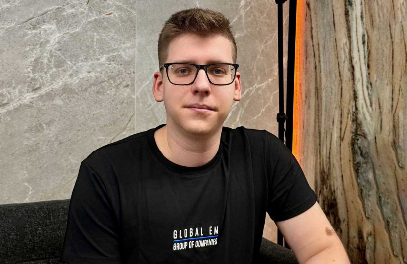 Алексей Иванов