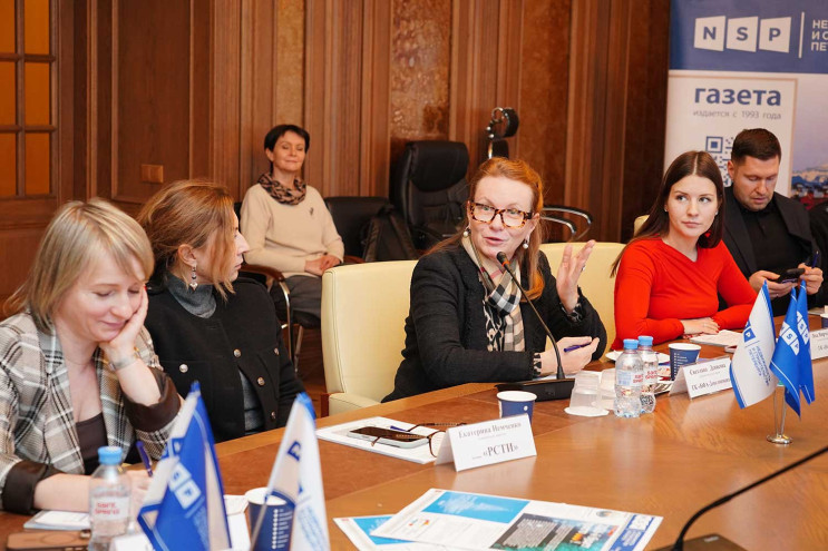 О. Трошева, Е. Немченко, С. Денисова, Я. Вирченко