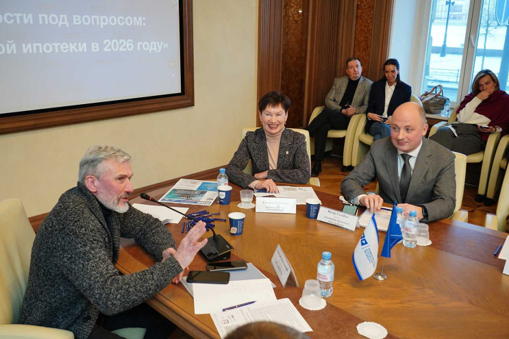 Д. Щегельский, Т. Хоботова, Н. Галайда