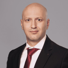 Евгений Саурин