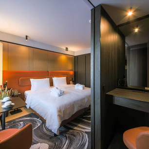 VALO Mercure. Угловой номер «Полулюкс»