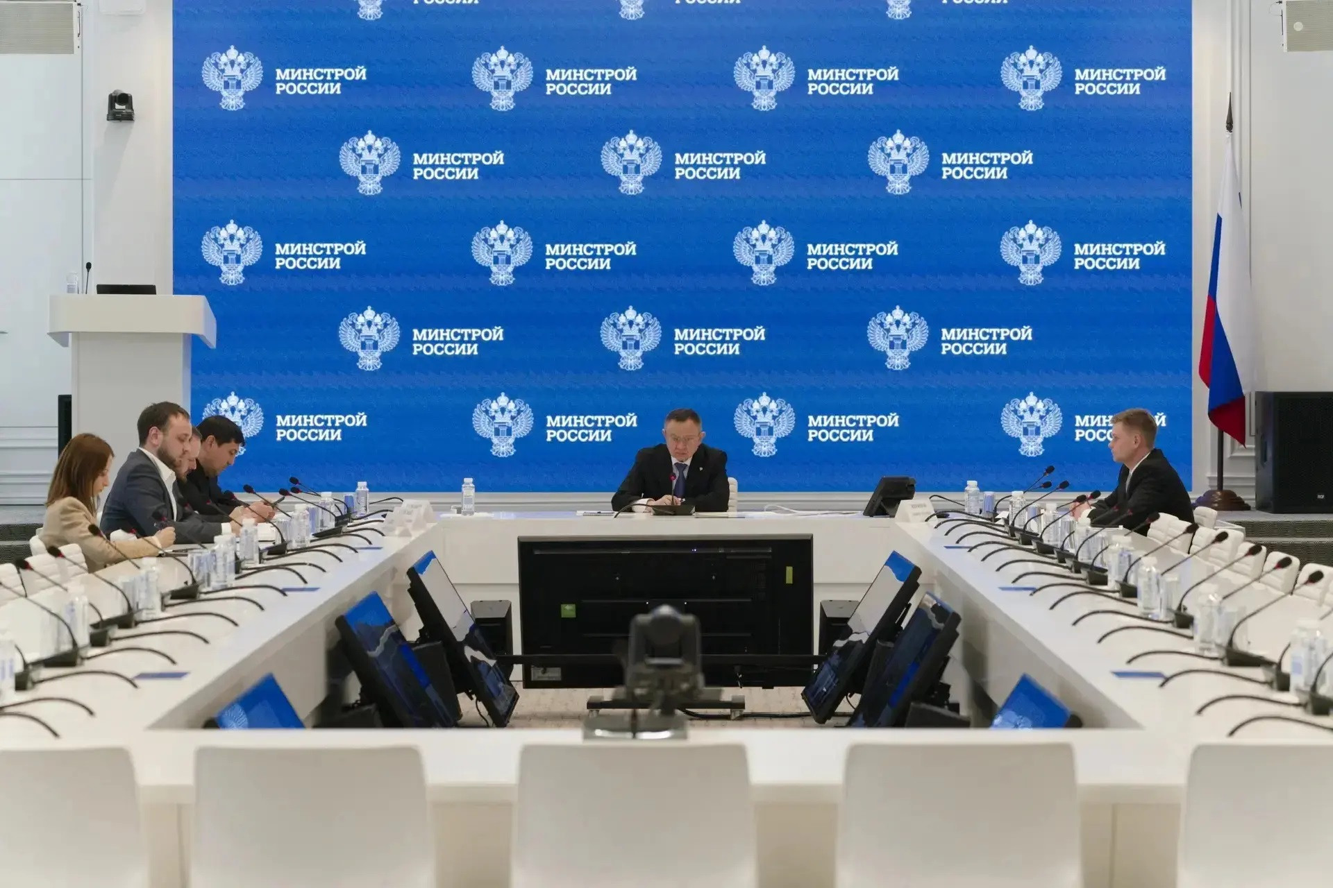 Минстрой намерен отслеживать проекты ИЖС с помощью специального реестра