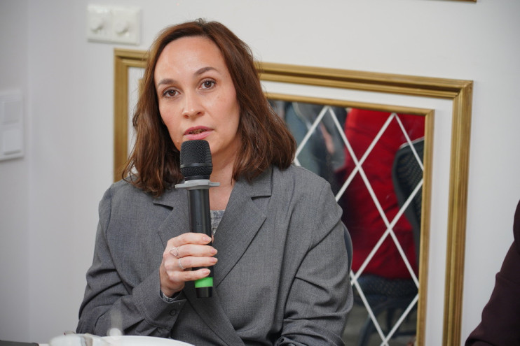 Елена Аккуратова