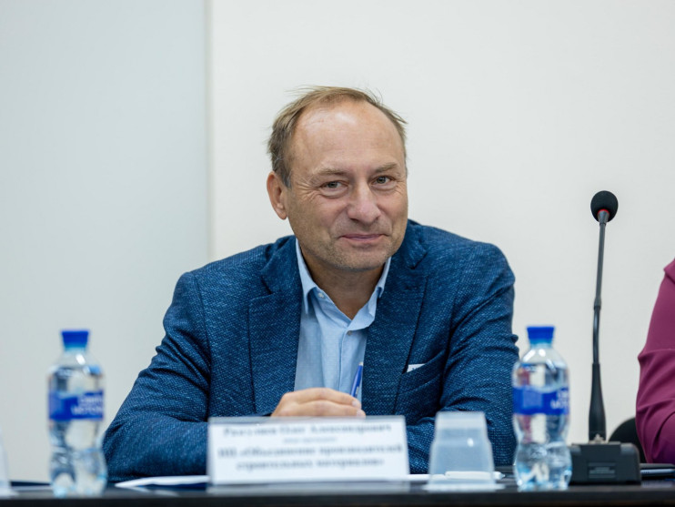 Олег Разгуляев