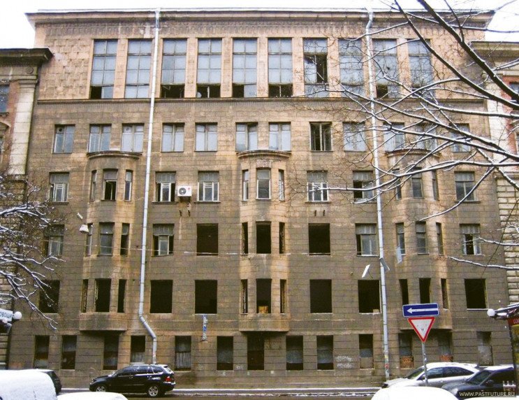 Комплекс зданий института «Гидроэнергопроект» на Малом проспекте