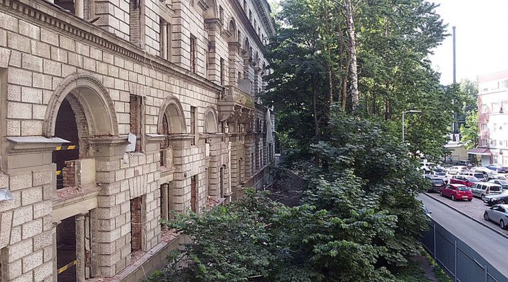 Реконструкция бывшего шестиэтажного общежития на Зеленогорской улице