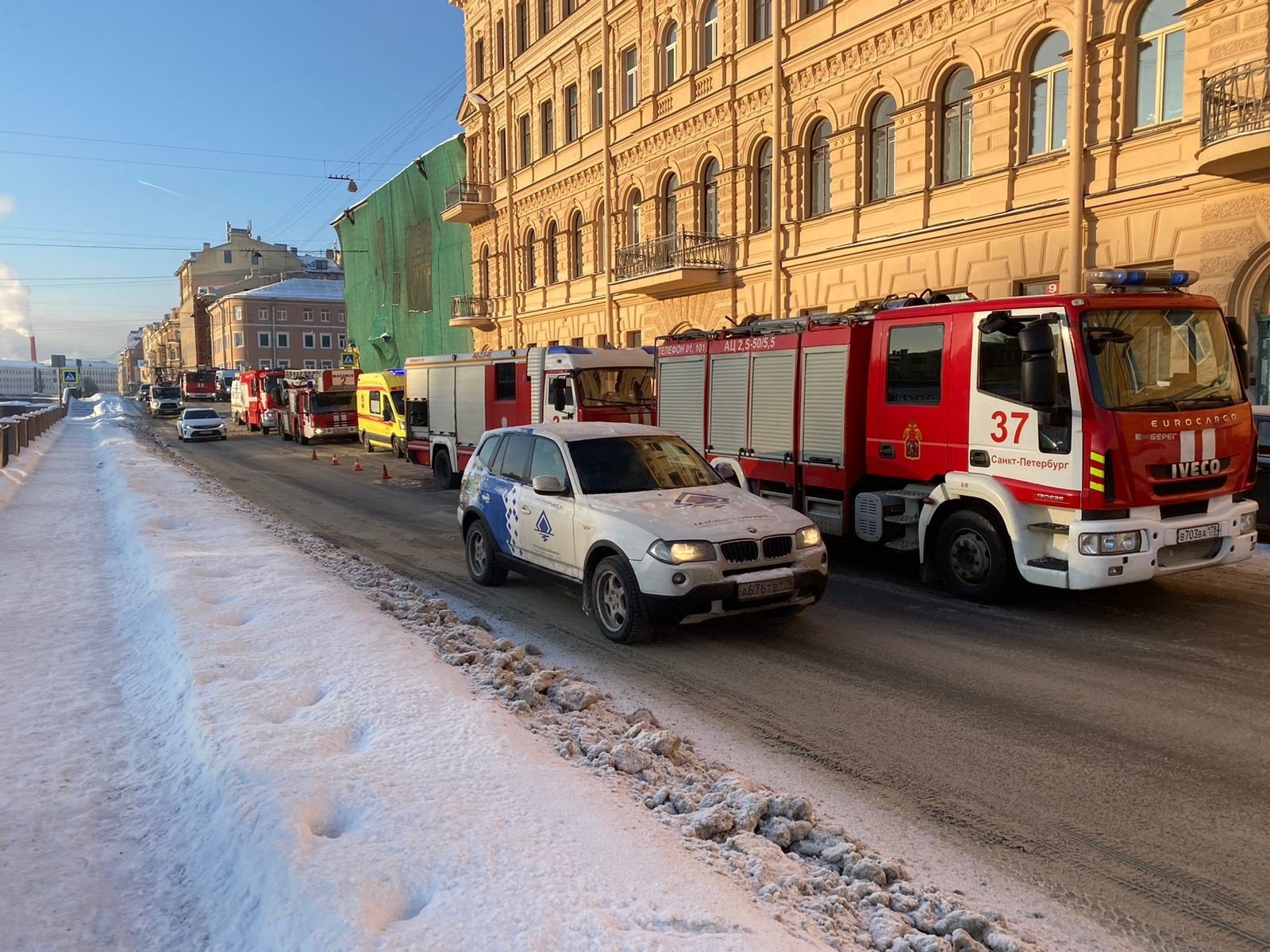 В Петербурге тушат пожар в доходном доме Сорокина – новость NSP