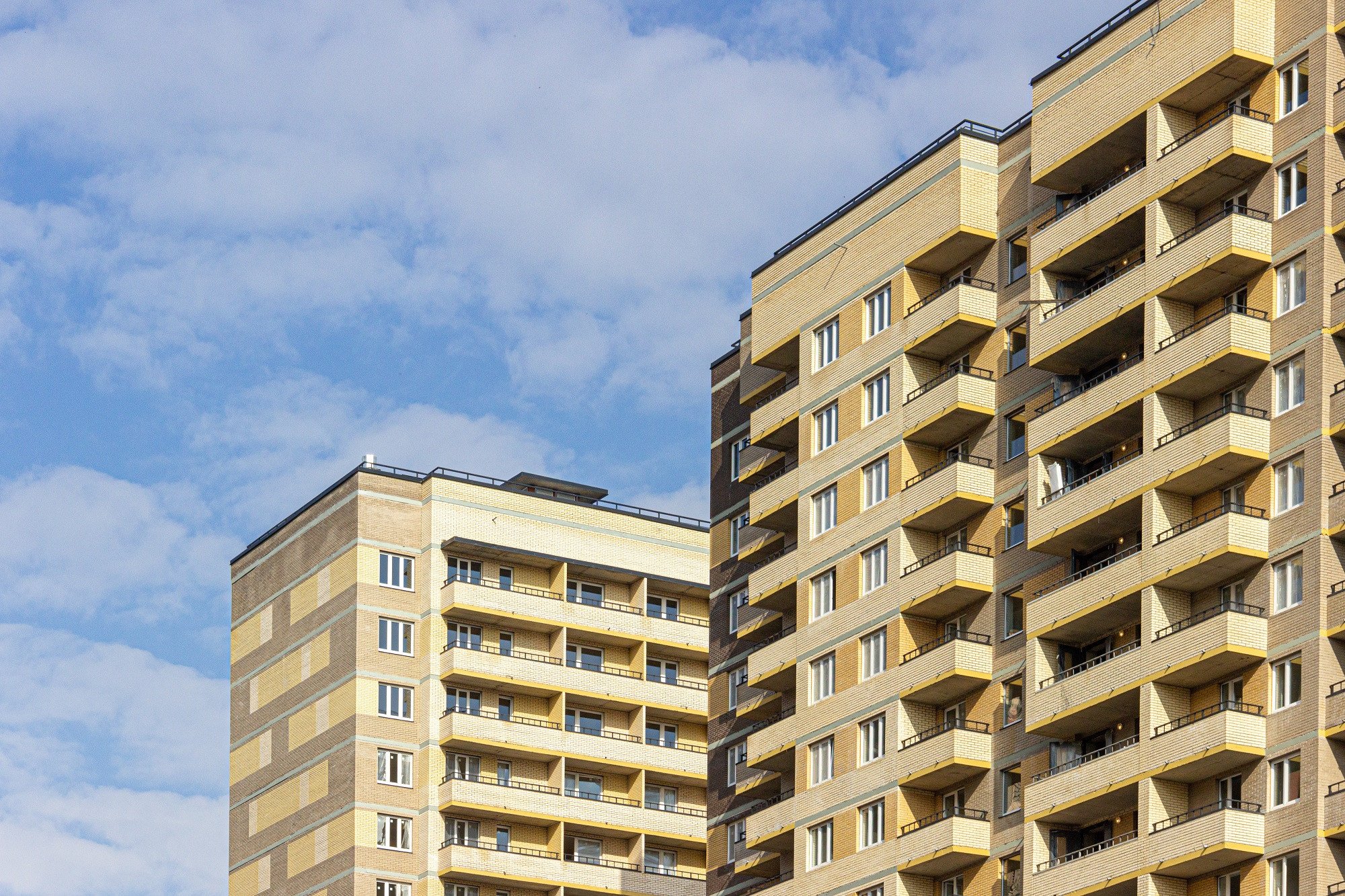 В Мурино достроены еще две новостройки