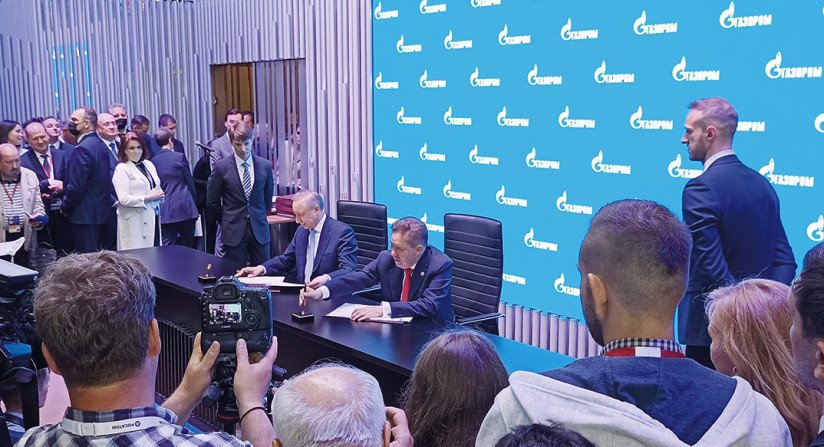 Губернатор Петербурга Александр Беглов и председатель правления ПАО «Газпром» Алексей Миллер