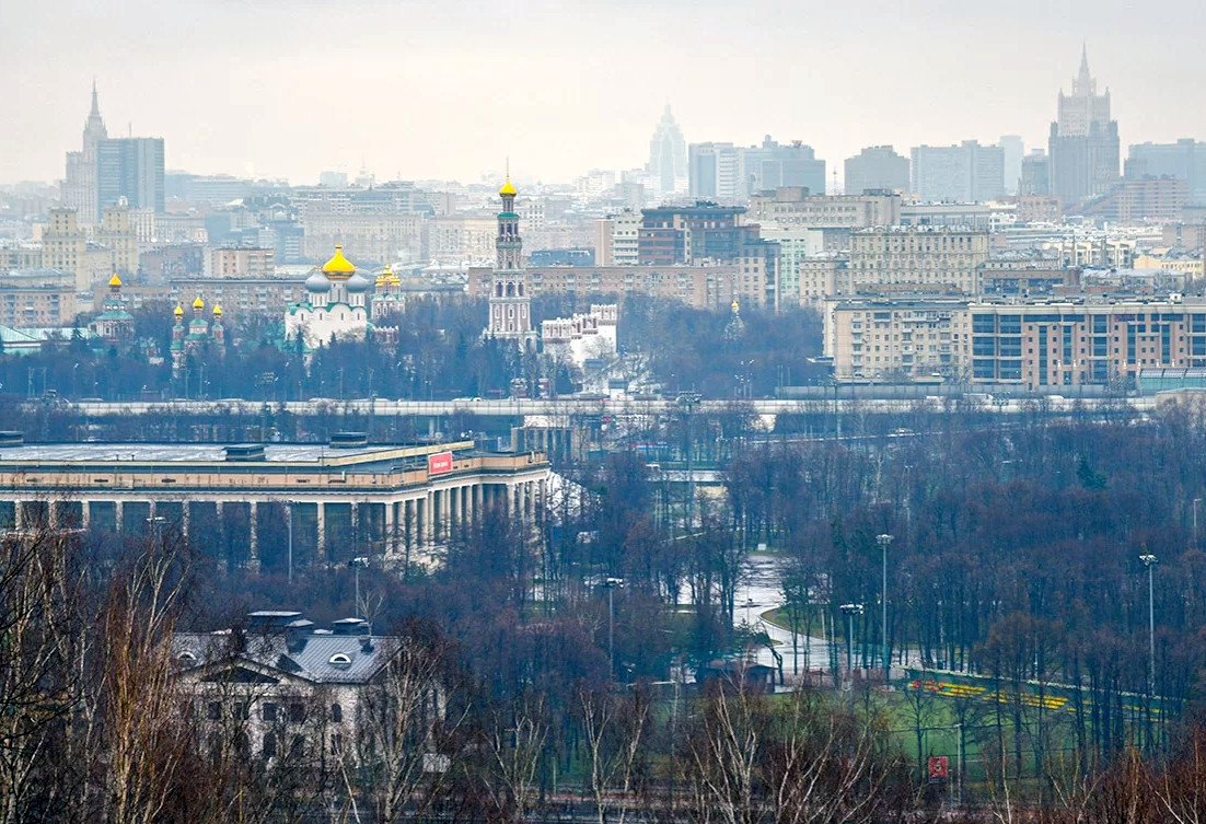 Москва закрылся. Закрытый город в Москве. Москва в конце апреля фото. Закрытая Москва фото.