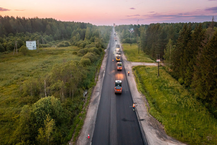 На шоссе Барыбина в Тосно обновили асфальт