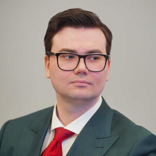 Радислав Репин, группа VERSUS, Versus.legal