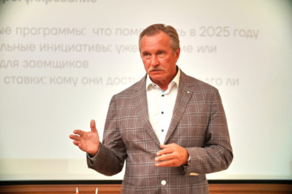 Алексей Белоусов Алексей Белоусов
