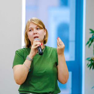 Христина Отс